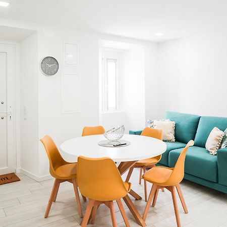Nazare One Bedroom, 2 Mins From The Beach Eksteriør bilde