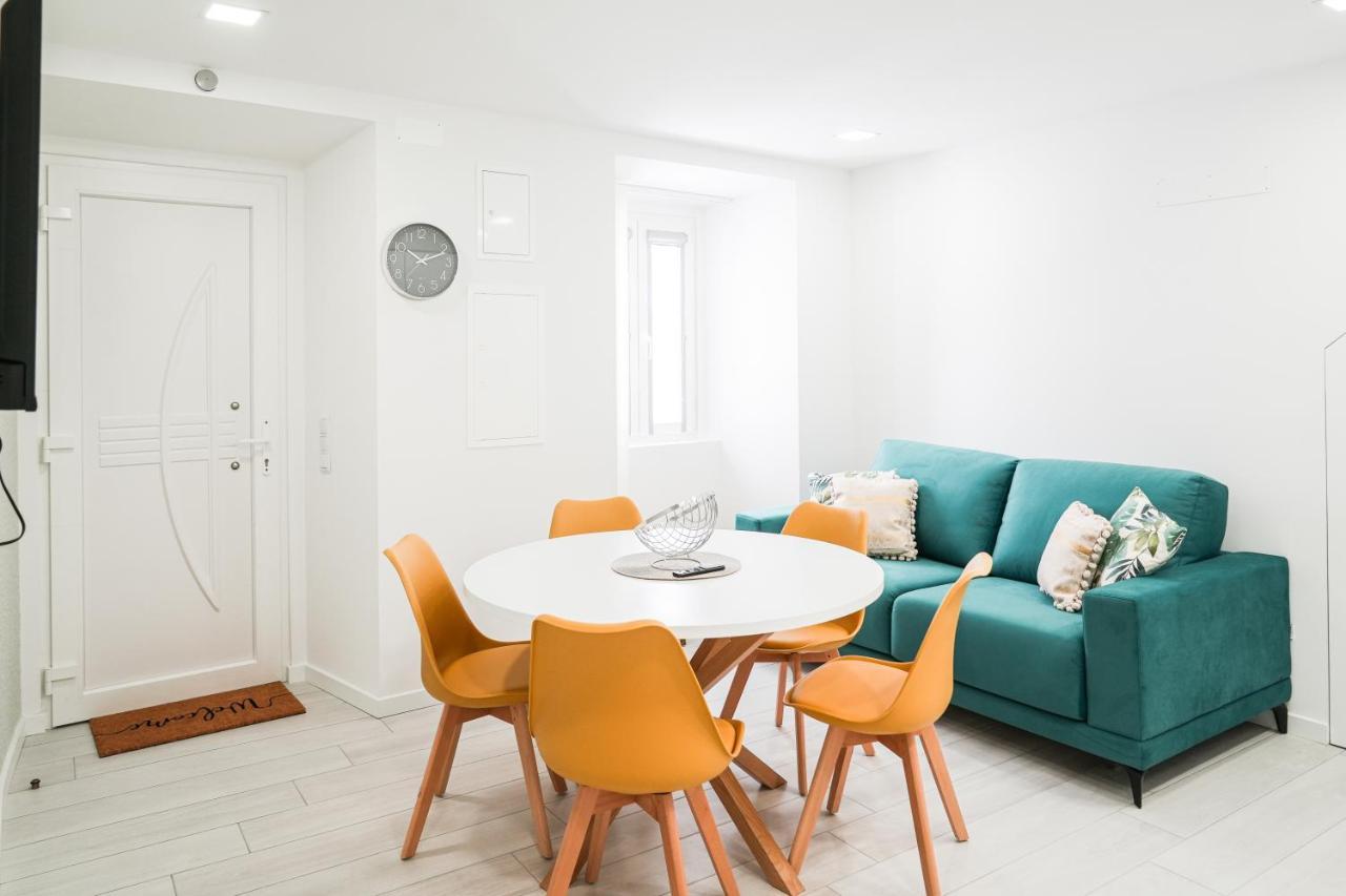 Nazare One Bedroom, 2 Mins From The Beach Eksteriør bilde